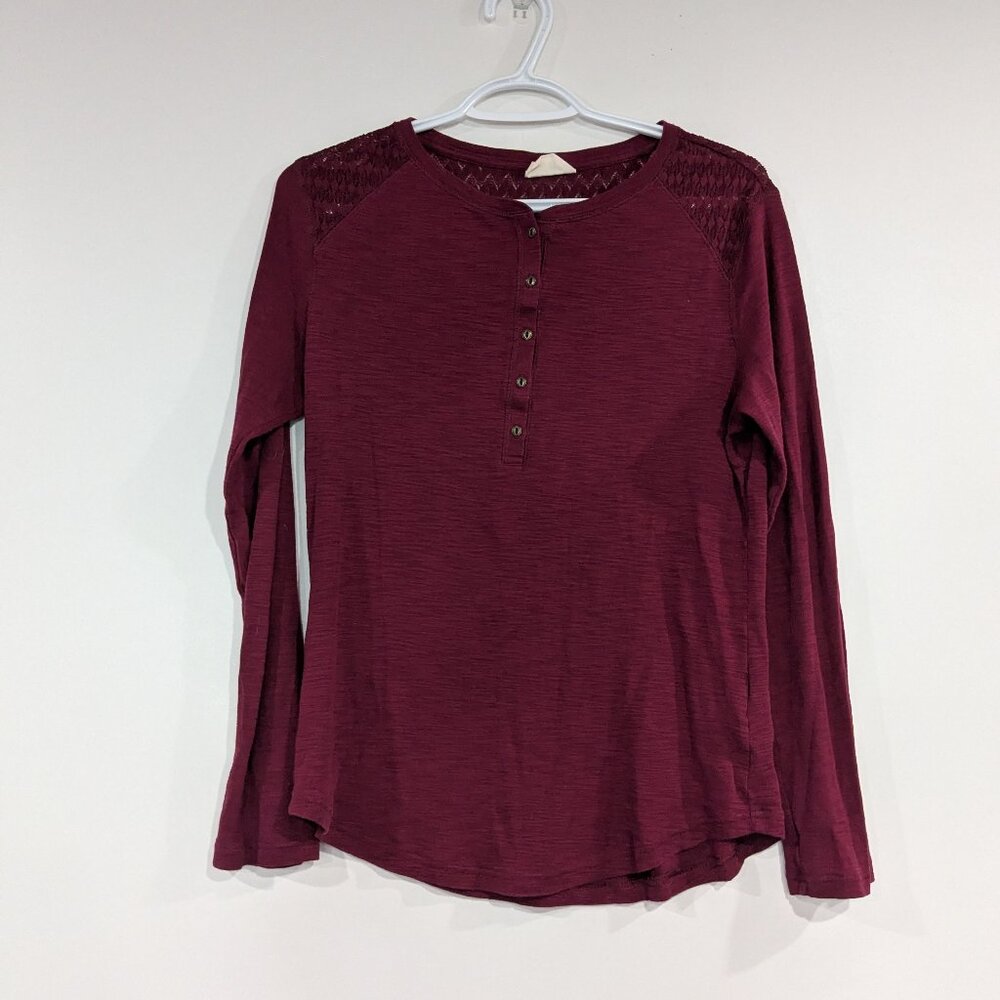 *3/$10* Bleu Grey Lace Detail Long Sleeve Henley Top Burgundy Size Large